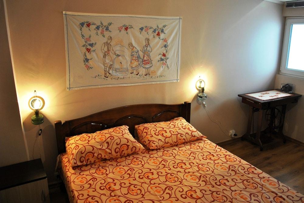 10 Coins Hostel & Tours صوفيا المظهر الخارجي الصورة