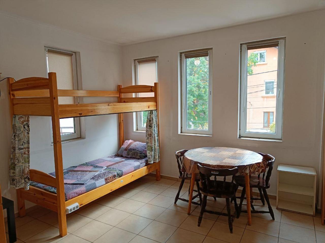 10 Coins Hostel & Tours صوفيا الغرفة الصورة