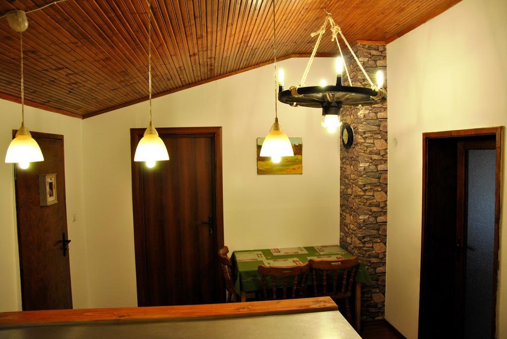 10 Coins Hostel & Tours صوفيا المظهر الخارجي الصورة